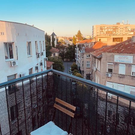 Studio Flat In The Heart Of Burgas Appartement Buitenkant foto